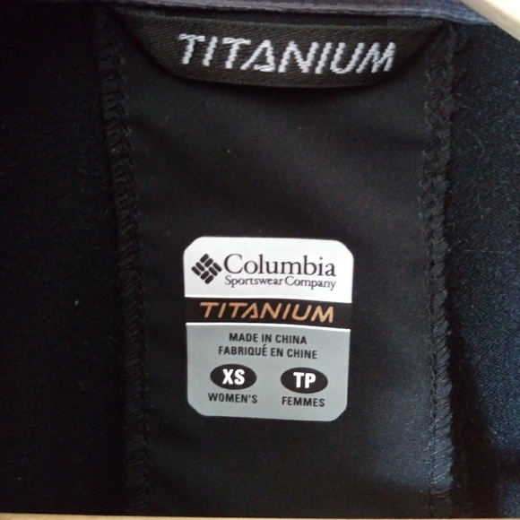 Columbia Titanium Black Jacket - Picture 5 of 8